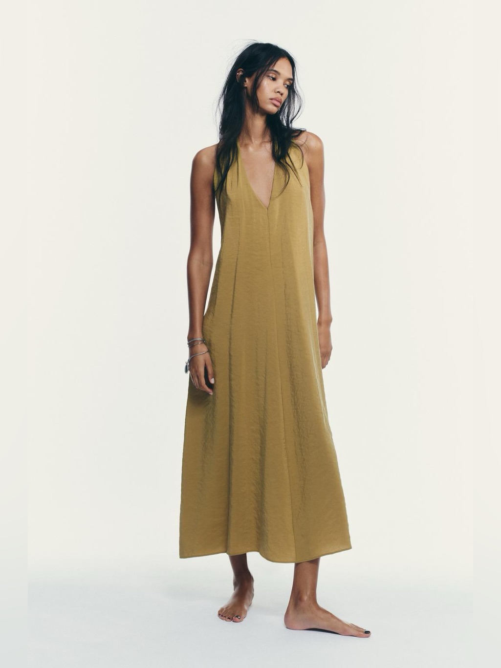 Nwt. Zara Olive Green Fluid Fabric Midi Dress With Halter Neckline. Size Xxl.